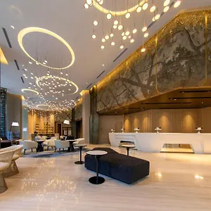 Crowne Plaza Centre By Ihg فندق